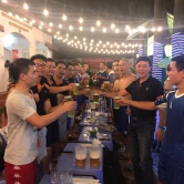 Giao lưu bóng đá và Beer giữa VMV - TOA Việt Nam